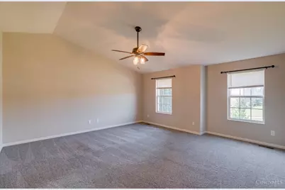 5725 Hawthorne Reserve Dr, Liberty Township, OH 45044 - Photo 21