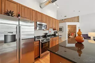 417 Vine St, Cincinnati, OH 45202 - Photo 19