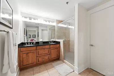 417 Vine Street #401, Cincinnati, OH 45202 - Photo 29