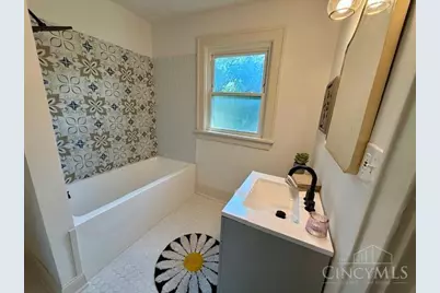 2217 Crane Avenue, Cincinnati, OH 45207 - Photo 13