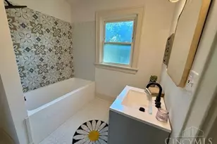 2217 Crane Ave, Cincinnati, OH 45207 - Photo 13