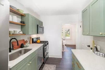 2217 Crane Avenue, Cincinnati, OH 45207 - Photo 9