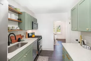 2217 Crane Ave, Cincinnati, OH 45207 - Photo 9