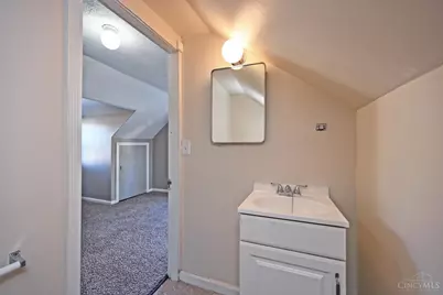 1625 Joseph Court, Cincinnati, OH 45231 - Photo 31