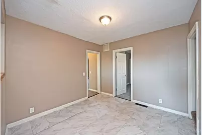 1625 Joseph Court, Cincinnati, OH 45231 - Photo 11