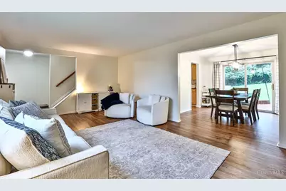 377 Compton Road, Wyoming, OH 45215 - Photo 9