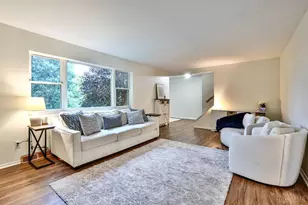 377 Compton Rd, Wyoming, OH 45215 - Photo 7