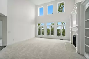 8848 Oakcrest Way, West Chester, OH 45069 - Photo 5