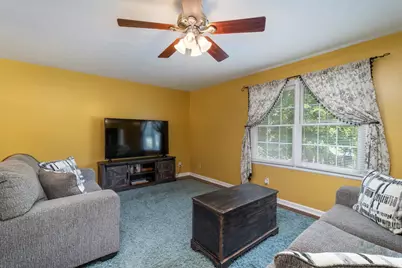 702 Cheryl Lane, Hillsboro, OH 45133 - Photo 9