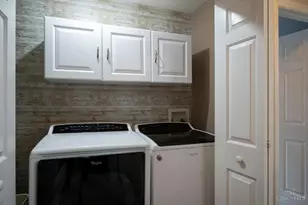 702 Cheryl Ln, Hillsboro, OH 45133 - Photo 11