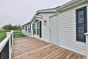 1000 Triple Two Farm Rd, Franklin Township, OH 45120 - Photo 3