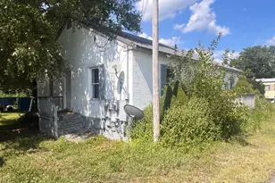 201 E 5th St, Manchester, OH 45144 - Photo 3