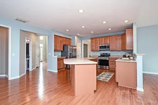 4893 Bluemeadow Ln, Colerain Township, OH 45251 - Photo 15