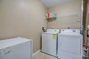 7560 Shawnee Ln, West Chester, OH 45069 - Photo 11