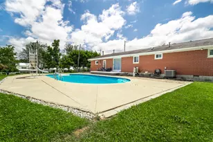 408 W South St, Tiffin Twp, OH 45693 - Photo 29