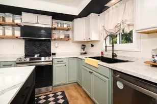 408 W South St, Tiffin Twp, OH 45693 - Photo 15