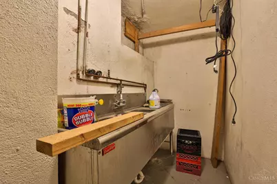 3235 Woodburn Avenue, Cincinnati, OH 45207 - Photo 3