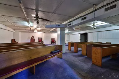 3235 Woodburn Avenue, Cincinnati, OH 45207 - Photo 7