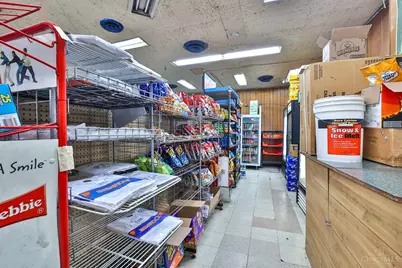 3235 Woodburn Avenue, Cincinnati, OH 45207 - Photo 19