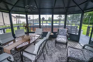 902 N Bickett Rd, Xenia, OH 45385 - Photo 13