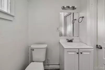 1634 Dewey Avenue, Cincinnati, OH 45205 - Photo 27