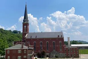 2485 Riverside Dr, Cincinnati, OH 45202 - Photo 7