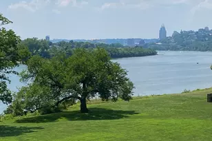 2485 Riverside Dr, Cincinnati, OH 45202 - Photo 3