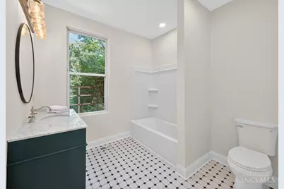 136 Dorchester Avenue, Cincinnati, OH 45219 - Photo 41