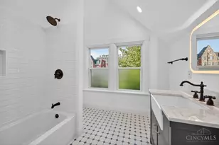 136 Dorchester Ave, Cincinnati, OH 45219 - Photo 53