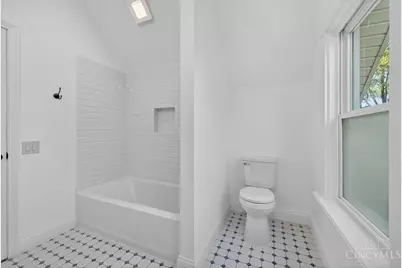 136 Dorchester Avenue, Cincinnati, OH 45219 - Photo 51