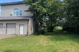 208 W 2nd St, Manchester, OH 45144 - Photo 3