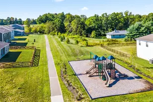 3647 Heritage Farm Ln, Batavia Township, OH 45102 - Photo 7