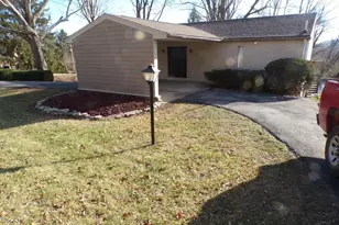 133 Crystal Dr, Rush Twp, OH 45648 - Photo 9