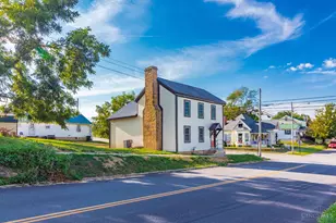 305 W Walnut St, West Union, OH 45693 - Photo 3