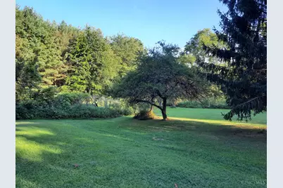 10559 Dixon Road, Jackson Township, OH 45697 - Photo 11