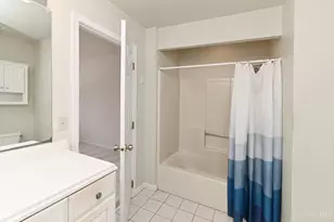 275 Bennington Way, Springdale, OH 45246 - Photo 39