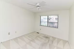 275 Bennington Way, Springdale, OH 45246 - Photo 43