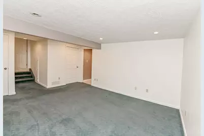 275 Bennington Way, Springdale, OH 45246 - Photo 45