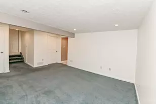 275 Bennington Way, Springdale, OH 45246 - Photo 45