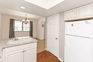 275 Bennington Way, Springdale, OH 45246 - Photo 19