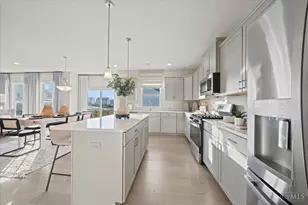 5467 Pacific Crst Ln, Fairfield Township, OH 45011 - Photo 3