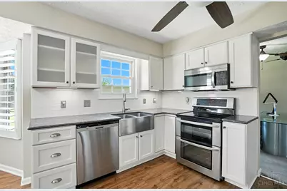 6300 Lindsey Court, Liberty Township, OH 45044 - Photo 9