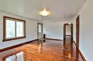 221 S Vine St, Blanchester, OH 45107 - Photo 7