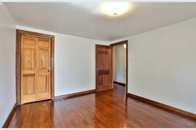 221 S Vine Street, Blanchester, OH 45107 - Photo 13