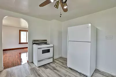 221 S Vine Street, Blanchester, OH 45107 - Photo 11