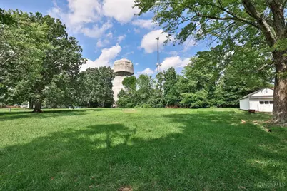 221 S Vine Street, Blanchester, OH 45107 - Photo 37