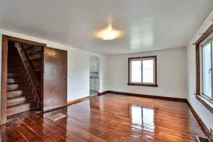 221 S Vine St, Blanchester, OH 45107 - Photo 5