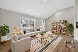 60 S Orchard Cir, Blanchester, OH 45107 - Photo 3