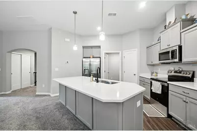 5882 Parkview Lane #304, Miami Township, OH 45150 - Photo 11