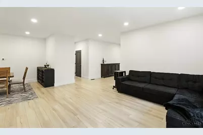 8303 Tidewater Court, Anderson Township, OH 45255 - Photo 7